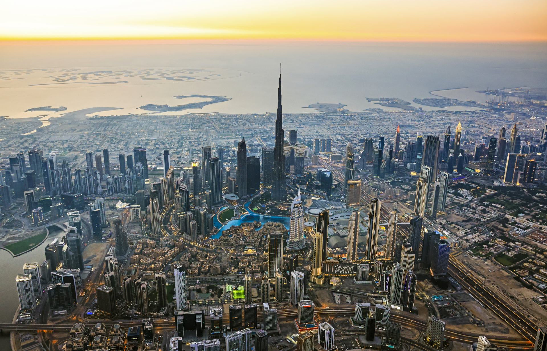 Dubai and Abu Dhabi Luxury City Tour